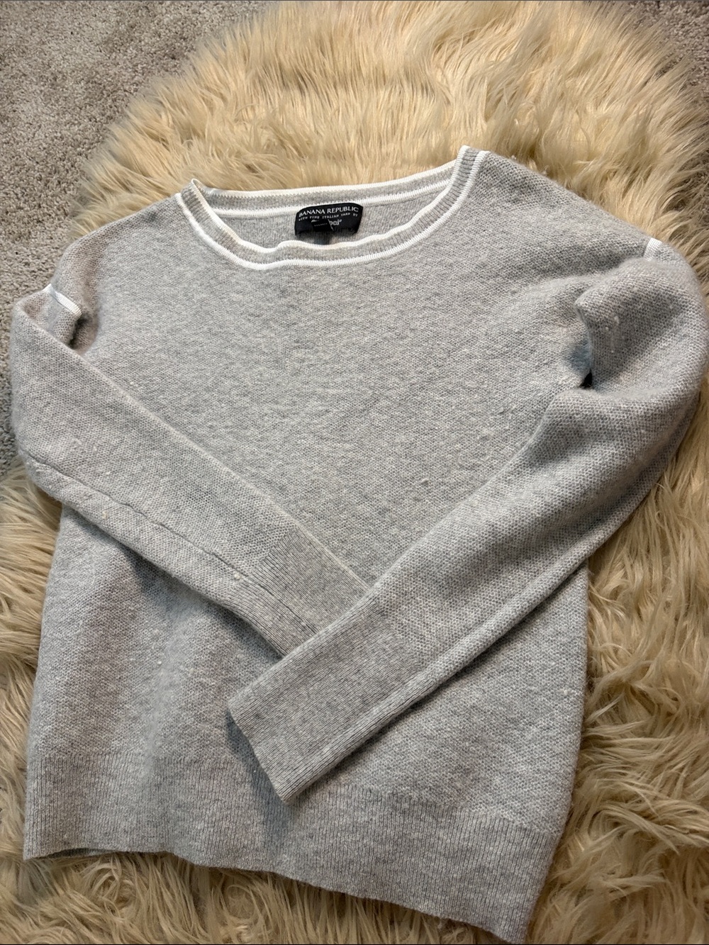 Banana Republic Taupe Filpucci Crewneck Sweater with White Seam Detail Small - Picture 4 of 6